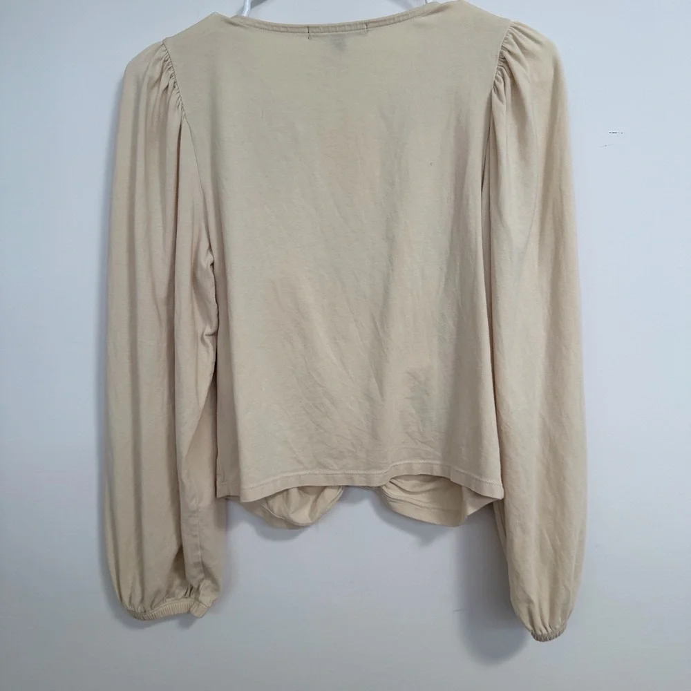 Banana Republic chic cream